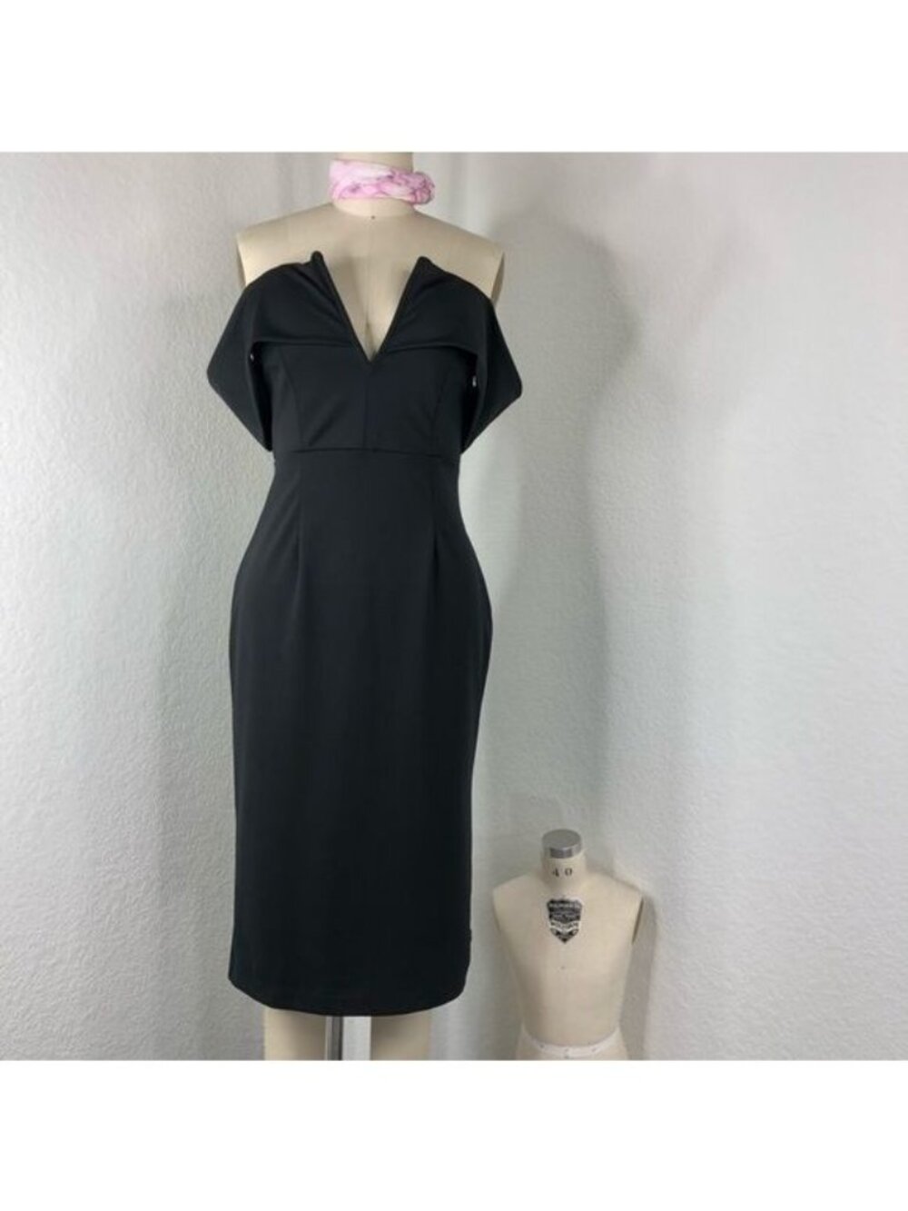 Off the shoulder V Plunge Bodycon Sheath Dress